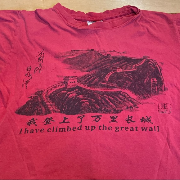 2/25 🕷️ I Climbed the Great Wall Tourist tShirt - Picture 3 of 5